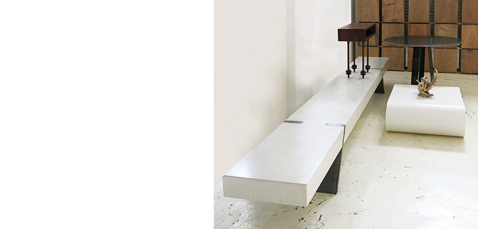 The Gregor Jenkin Studio 
functions as a kind of engineering 
enviroment - a systematic 
workshop that sets out to come up with solutions to cer